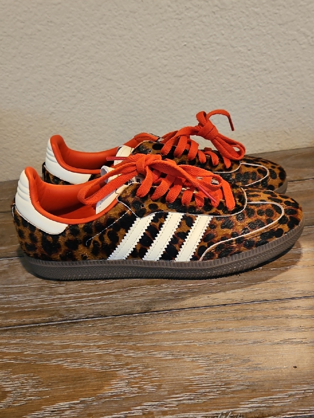 adidas Leopard Samba White Stripe Sneaker - Picture 5 of 8